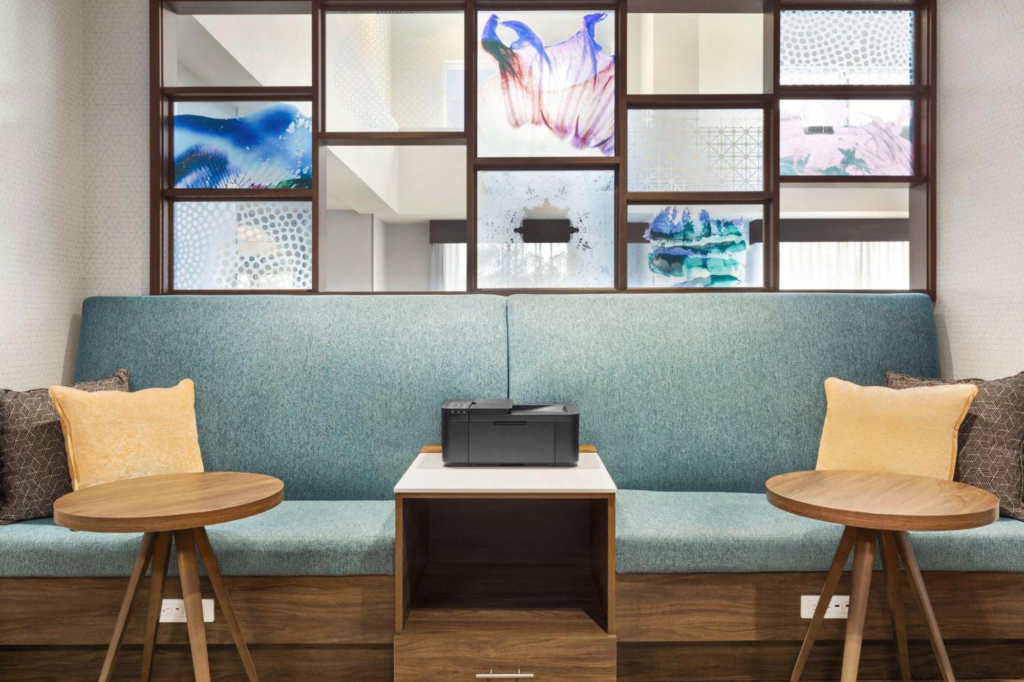 Hampton Inn & Suites Оровил Екстериор снимка
